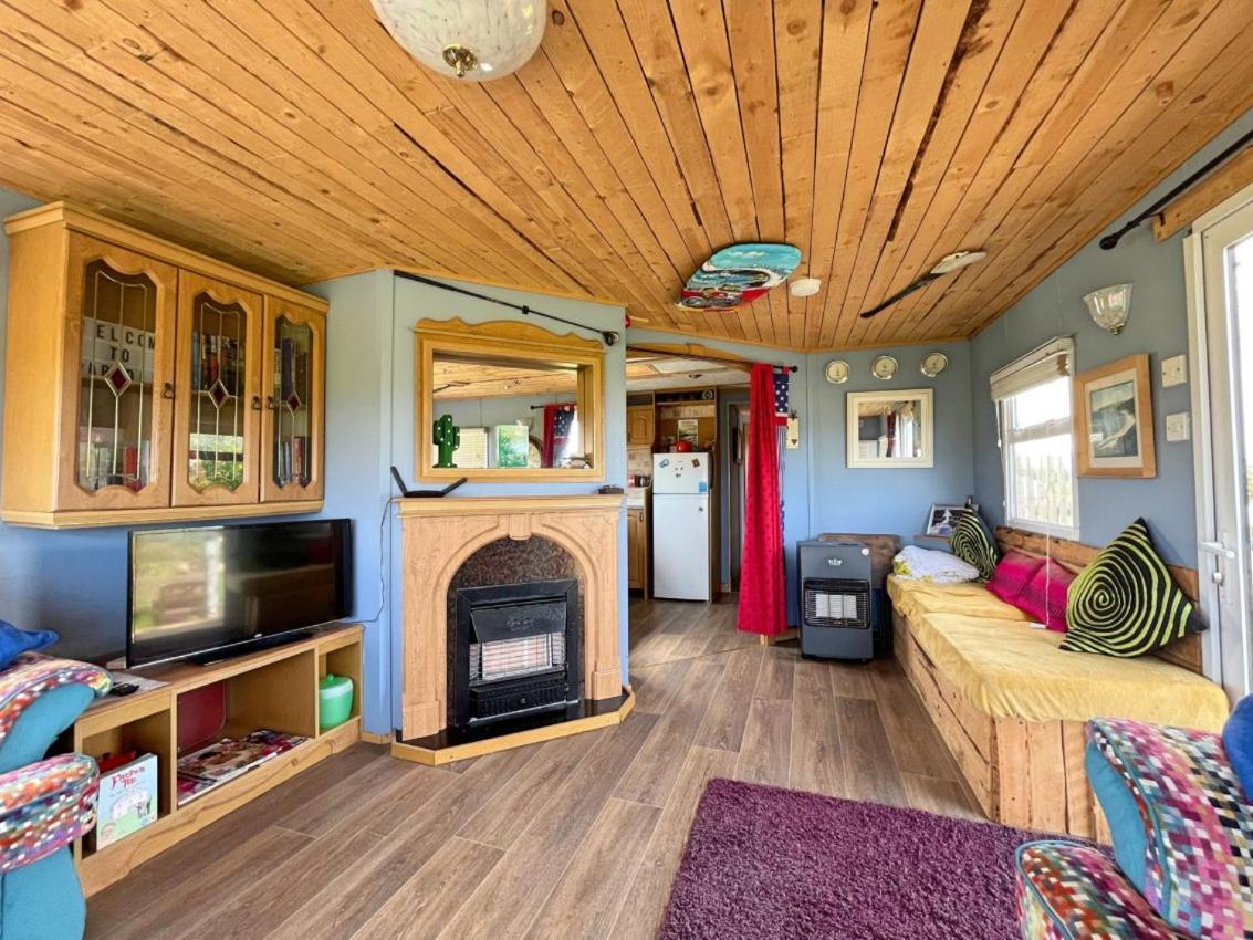 A Piece Of Oceanfront Heaven Holiday Home Sleeps 6 Drumaville 외부 사진